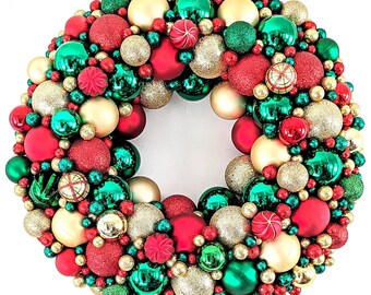 Christmas Ornament Wreath - Holiday Home