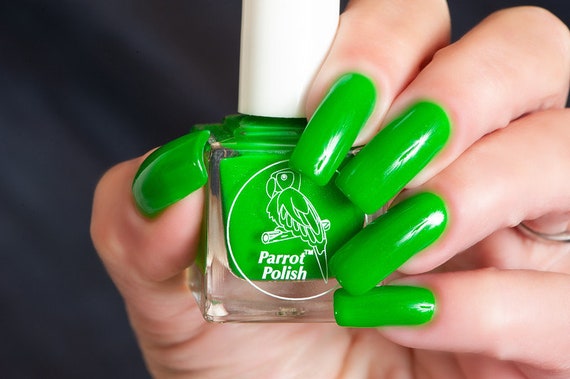 Buy Perpaa Matte Neon Yellow Nail Polish Online at Best Prices in India -  JioMart.