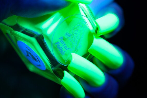 Beromt Neon Nail Polish Highlighter (10ml)