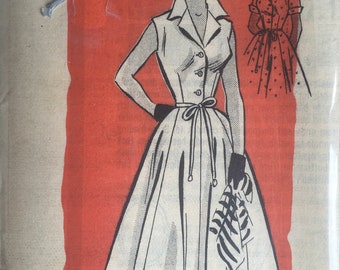 Prominent Designer 9369 Sewing Pattern Vintage UNCUT
