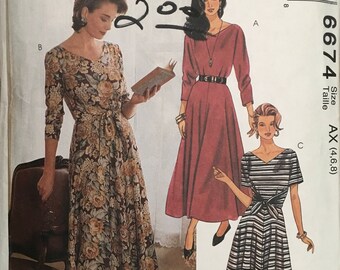 McCall's 6674 Sewing Pattern (Vintage) UNCUT