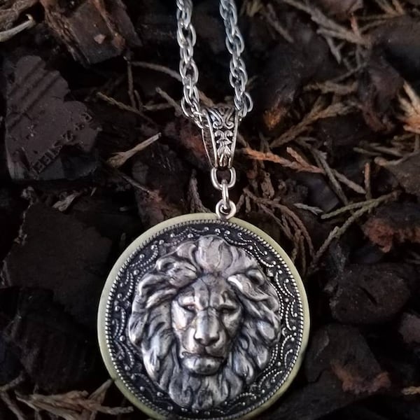 Lion Necklace