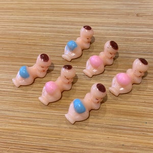 12pcs MINI PLASTIC BABIES All Skins Instant Collection Tiny Baby Dolls  Mardi Gras Mini Doll Shower Party Favors Toys Crafting Supply Lot