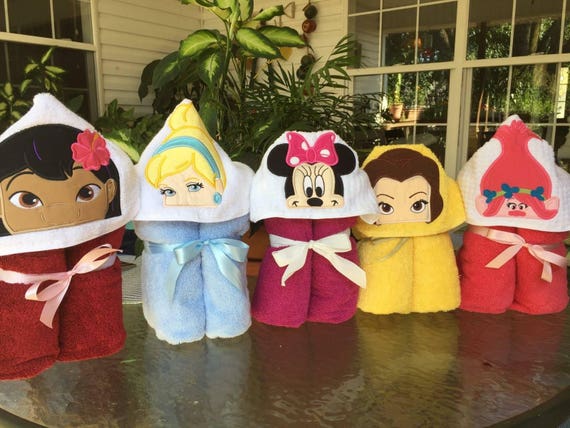 Personalized Embroidered Character Hooded Towel Custom Towel Princess Girl Applique Towel Bath Towel Towel With Name Towel Etsy