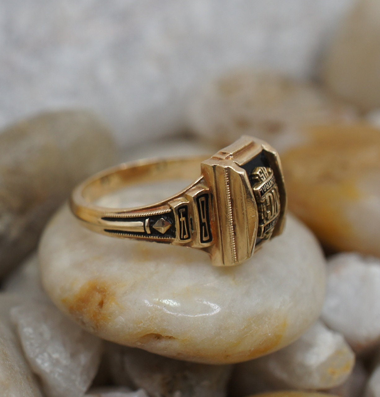 14K Solid Gold Yellow North Central 1969 Ring Signet Size 14K Solid Gold Yellow North Central 1969 Ring Signet Size