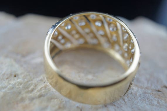 Vintage  Solid 18k Solid Yellow Gold Ring  shiny … - image 3