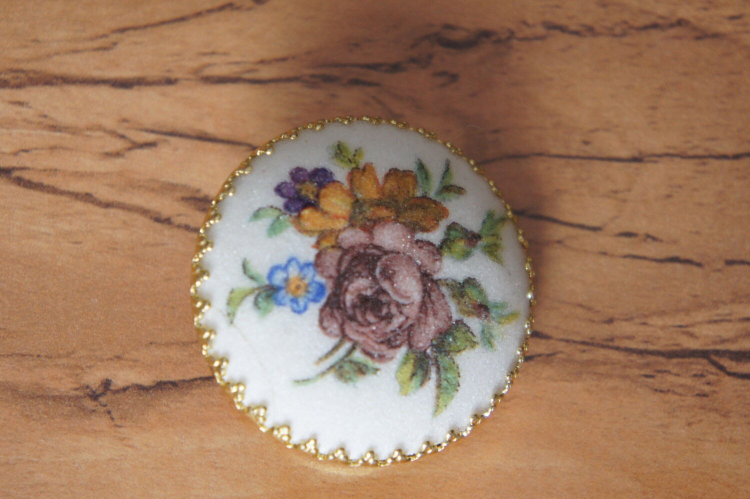 Vintage West Germany Porcelain Floral Flower Brooch.#3006sb