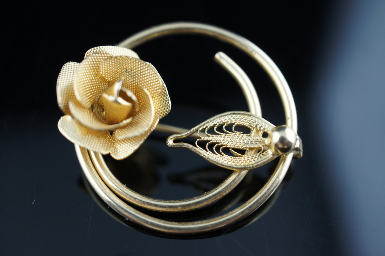 Vintage Rose Flower Leaf Bead Pin Brooch Gold Tone Sarah