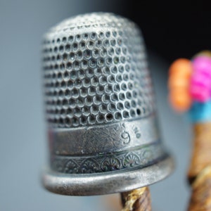 Vintage Sterling Silver 925 Sewing Thimble Tool Needle Original Shop Sewing Supplies Accessories u134