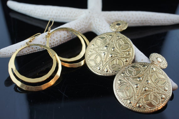 Vintage Jewelry  Art  Earrings gold tone stud pie… - image 1