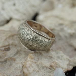 925 Ring Estate Vintage hammered design Jewelry sterling silver Wedding bridal Ring size 7 3/4 st642