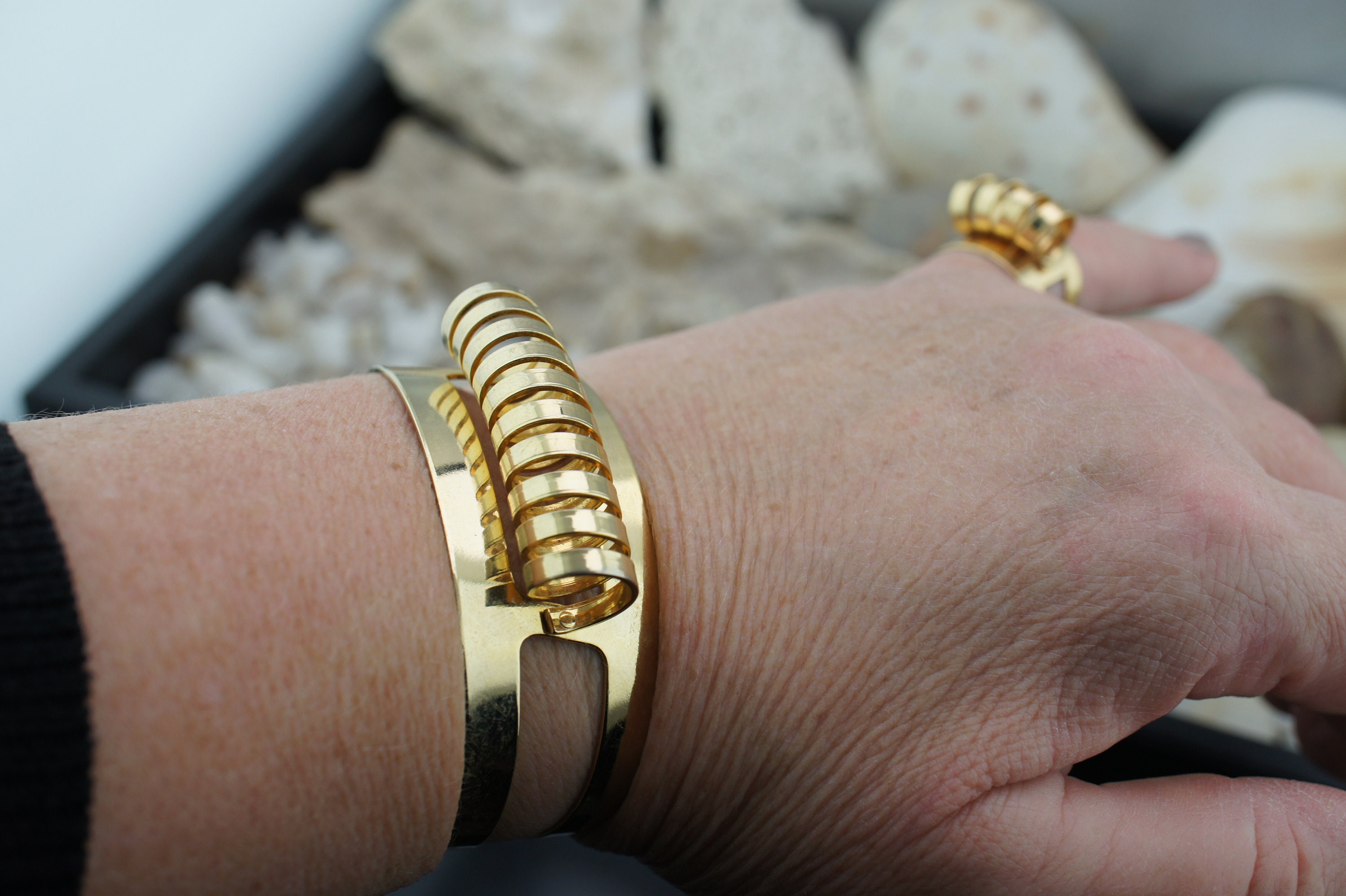 SARAHCOVブレスレット Set Sarah Cov Vintage Bangle Cuff Bracelet Ring Gold Tone