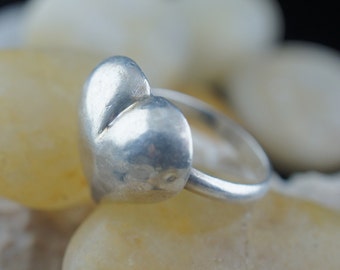 925 Ring NF Estate Vintage smooth design band heart Jewelry sterling silver Ring size 6.5 st385