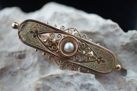 SOLID GOLD 14k 560 Art Deco Jewelry Brooch Pin Filigree Carved