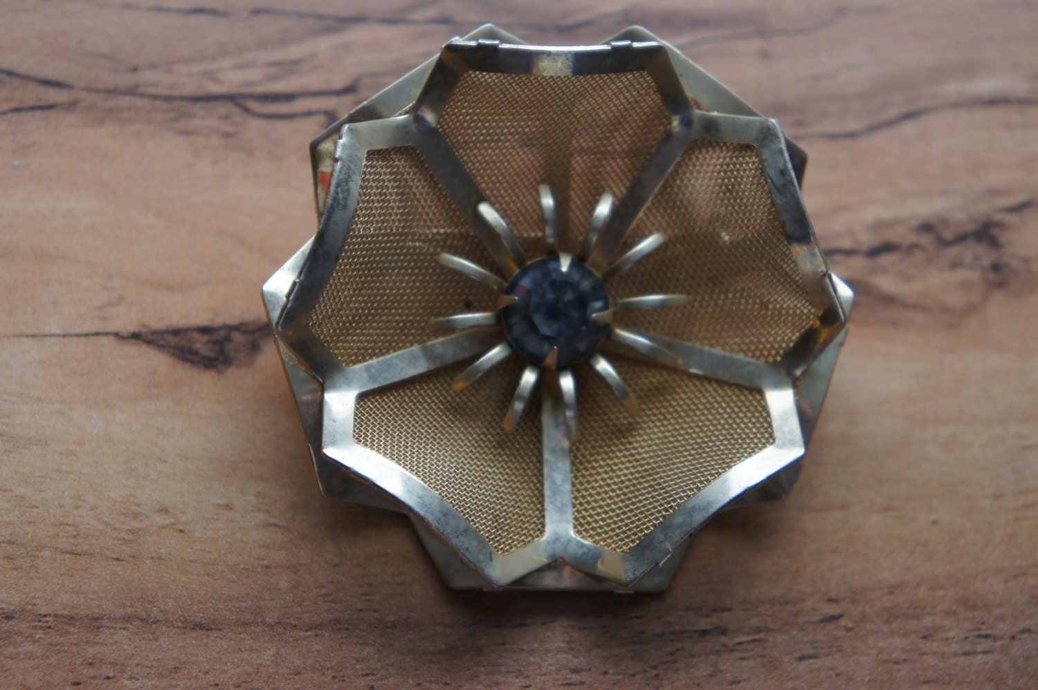 PREMIER DESIGNS Gold Tone Flower Brooch & Pendant Cubic