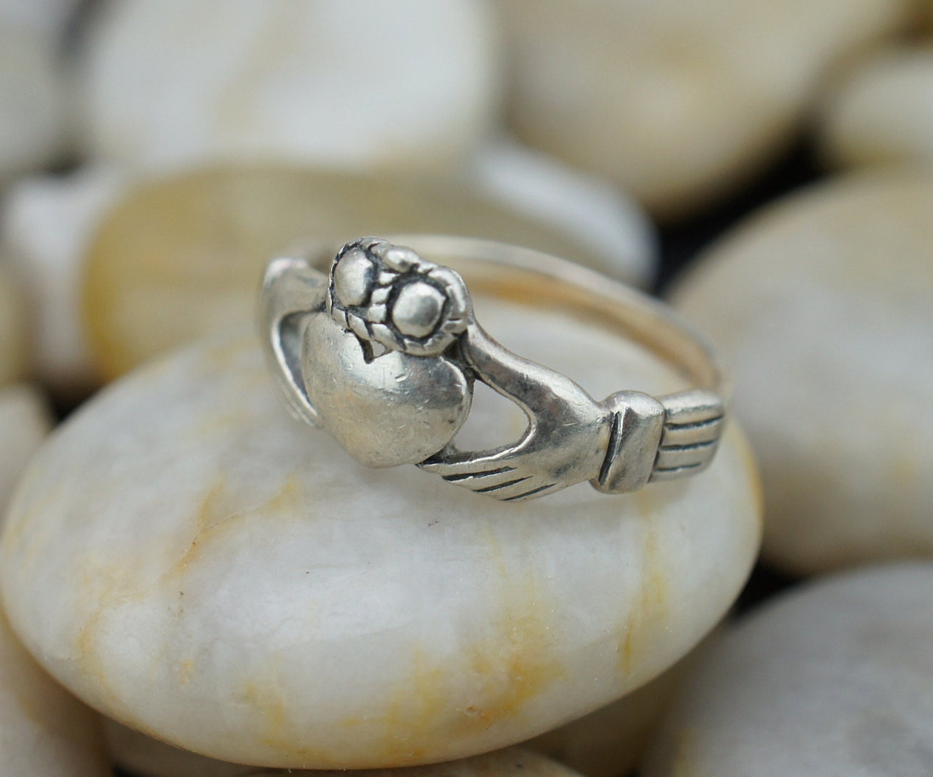 ハート Silver 925 ビンテージリング 16号 STERLING SILVER 925 Vintage Ring Size 6 3/4 Carved Heart Crown