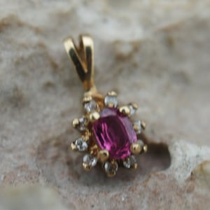 10k Solid Gold  Vintage Pink Stone Faux Diamond White Cz 2/4'' by 2/8'' Oval Gift Art Deco Jewelry Chain L2