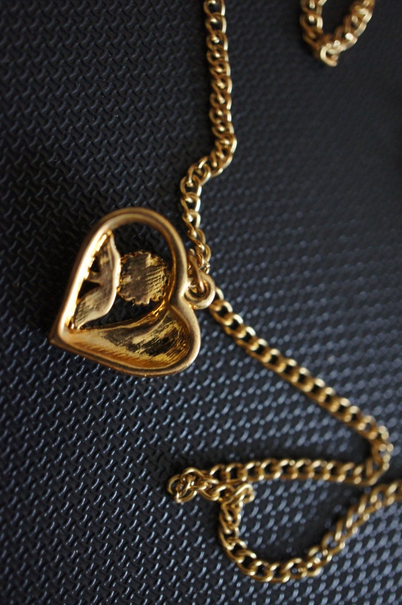 アクセサリー vintage heart design necklace Vintage Jewelry Victorian Golden Gold Tone Heart Shape