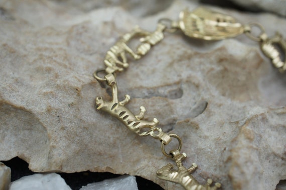Noah ark clearance gold bracelet 10k