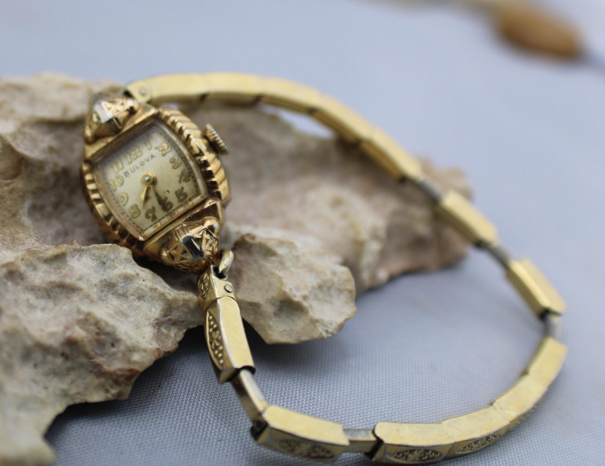 Bulova Self -Winding  Ladies Vintage Watch ,Working.10K GF Top on Clasp. Ladies Bulova Wristwatch dating to 1929, lovely for day or  main image 4