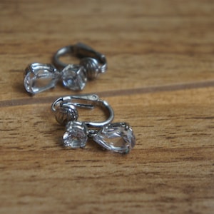 Jewelry Vintage  Earrings, Clip on Sterling Silver 925 Aurora Borealis White R-033