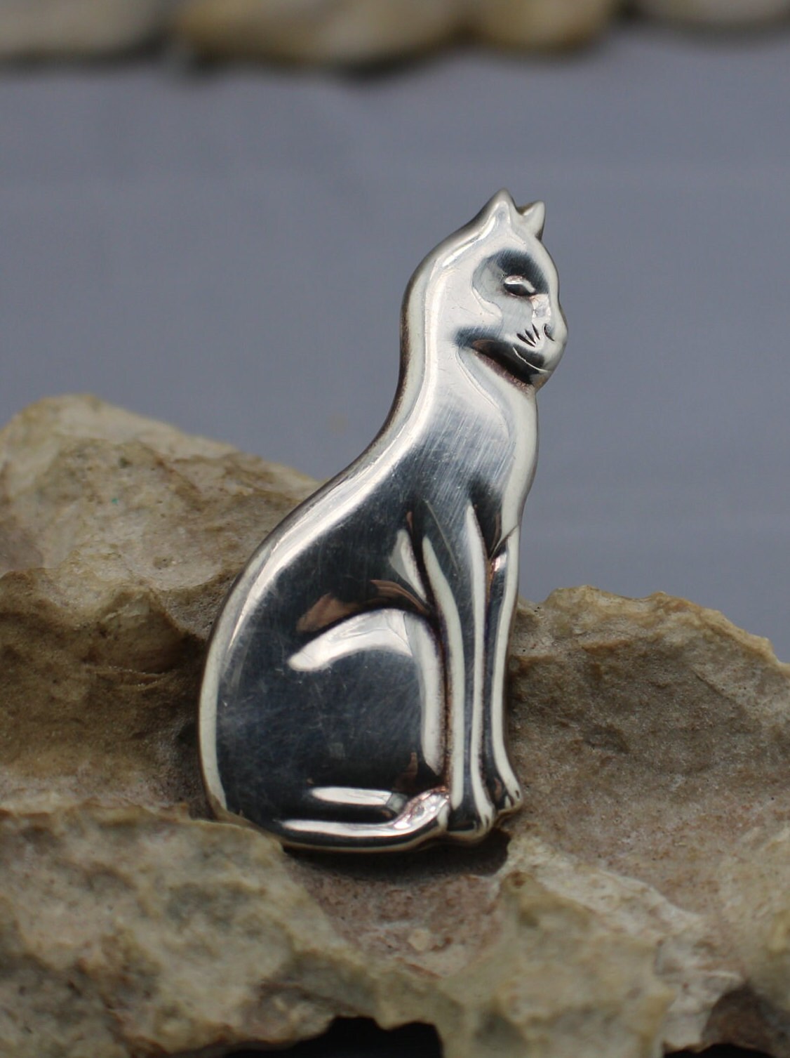 Sterling Silver 925 Vintage Sitting Cat Kitty Animal Pet Art