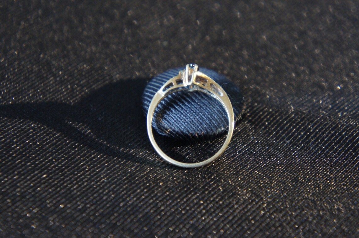 Solid Gold 10K GTR Ring Onyx Black 2 Diamond in the Center - Etsy