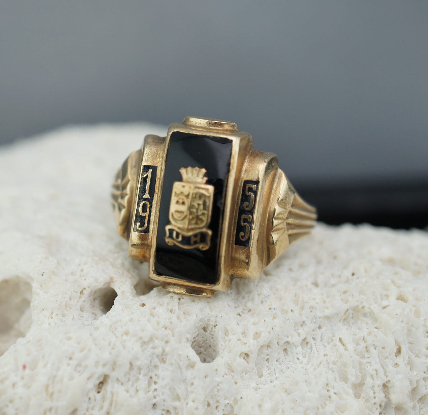 カレッジリング ヴィンテージ BASTIAN 10k ヴィンテージ カレッジリング【BASTIAN 10kt Gold × Onyx - Rams