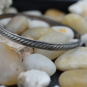 925 Sterling silver handmade bangle solid bracelet Vintage narrow Art Deco Jewelry hammered st664