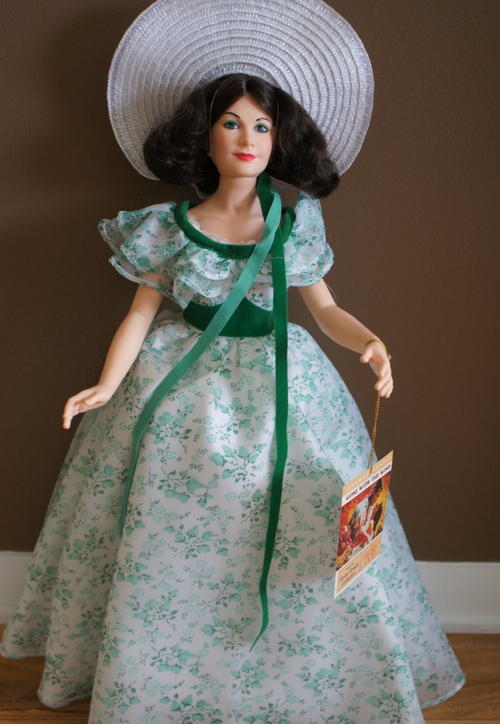 Vintage Artistic Doll Collection Boxed World Doll 19