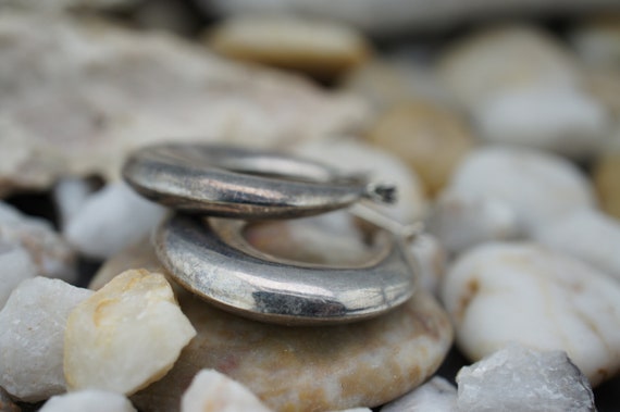 U.S vintage シルバー925 middle hoop ピアス Vintage Minimalist Modern High Shine Sterling Silver C Hoops