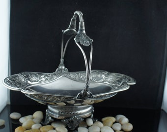 Antique Very Rare 1886c. Meriden Silver Quadruple Plate Four Leg Wedding Fruit Basket No 609 Floral Design