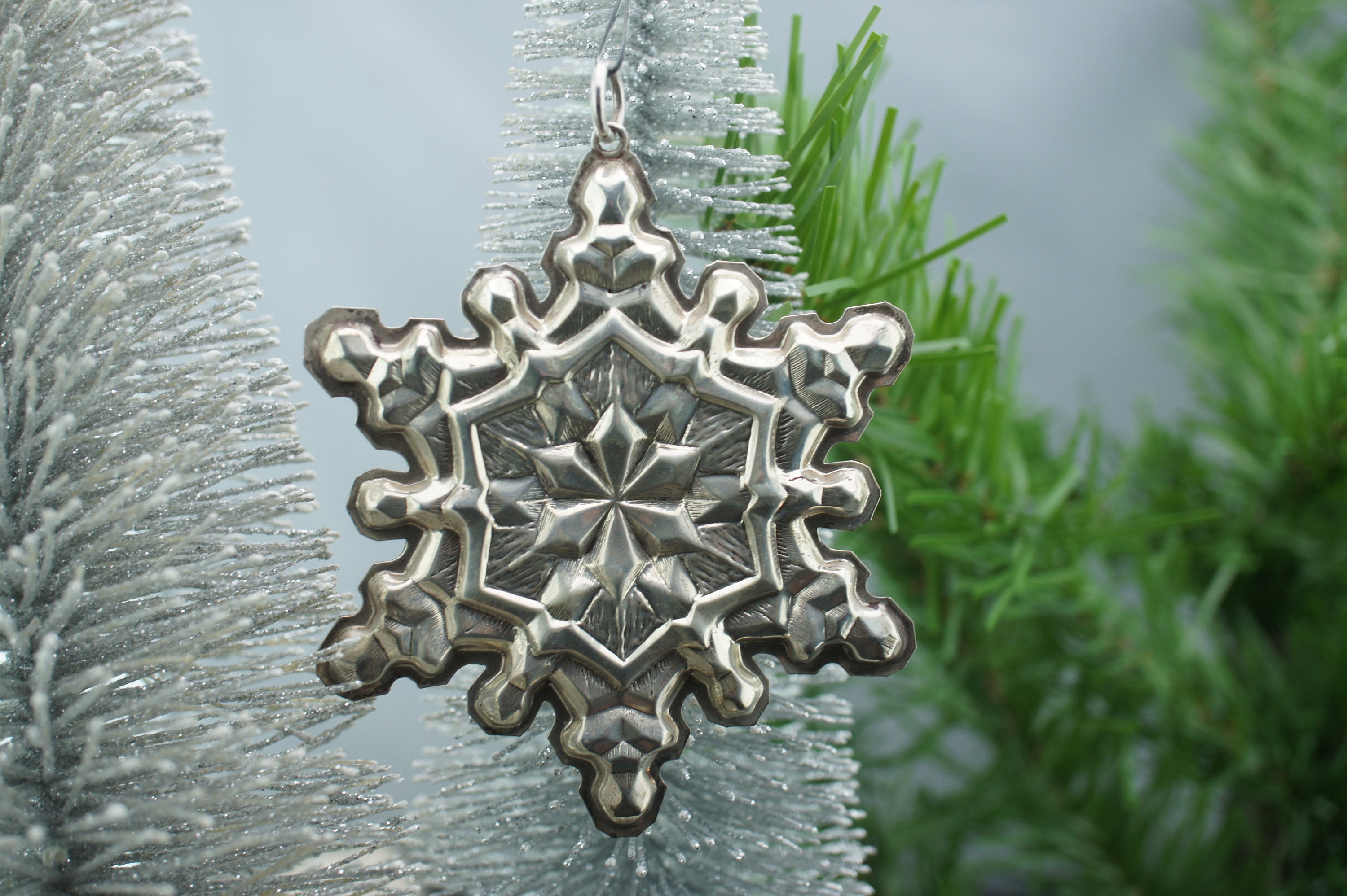 Vintage Ornament 1971 - Etsy