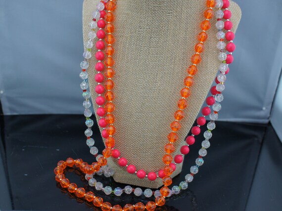 Collier Vintage 3 Rangs Couleur Or Avec Perles Pastel - Bijou Rétro Années 70/80