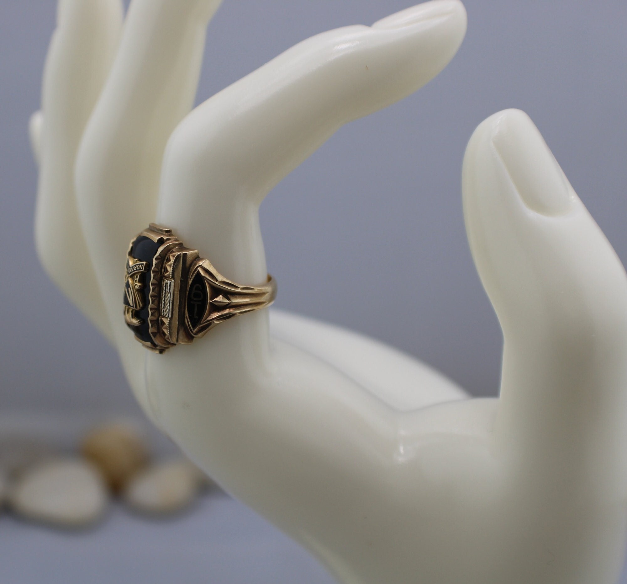 10K Solid Gold Yellow Josten 1956 High School Class Northridge