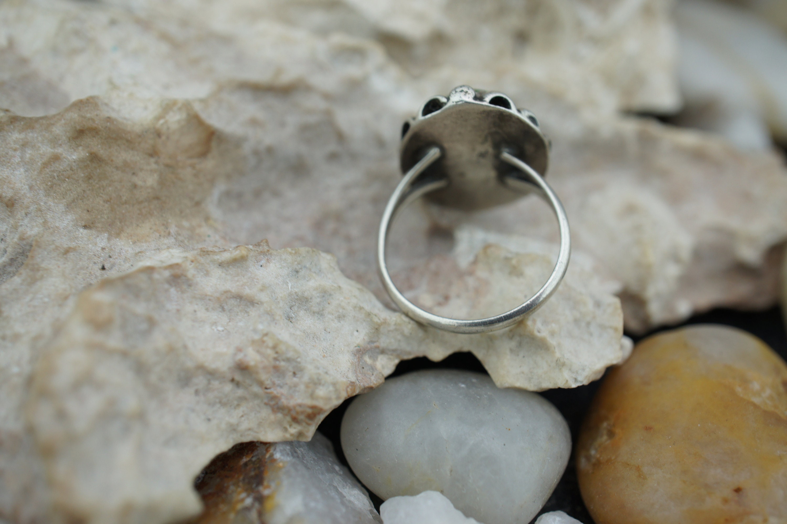 925 Sterling Silver Ring RL Size 5.5 Band Oval Gemstone Green