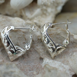 STERLING 925 Vintage Art Deco durchbohrt Ohrstecker filigrane Gestaltung funkelnden st782 geschnitzt