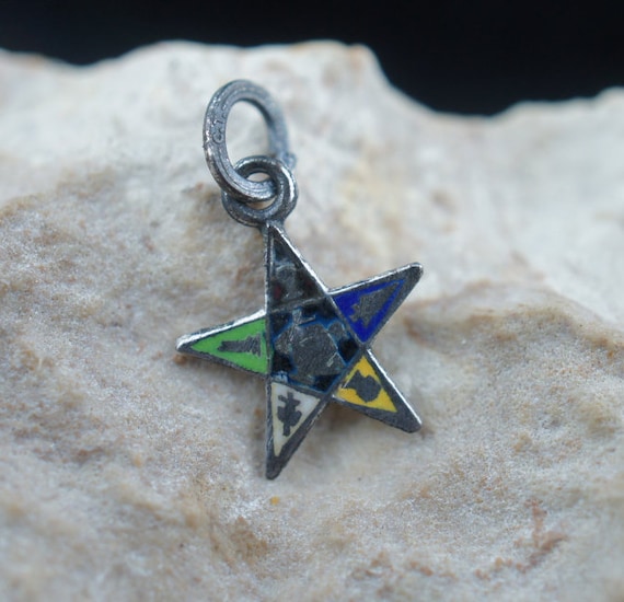 Sterling Silver Five Stone Star Pendant Sterling Silver Five Stone Star Pendant