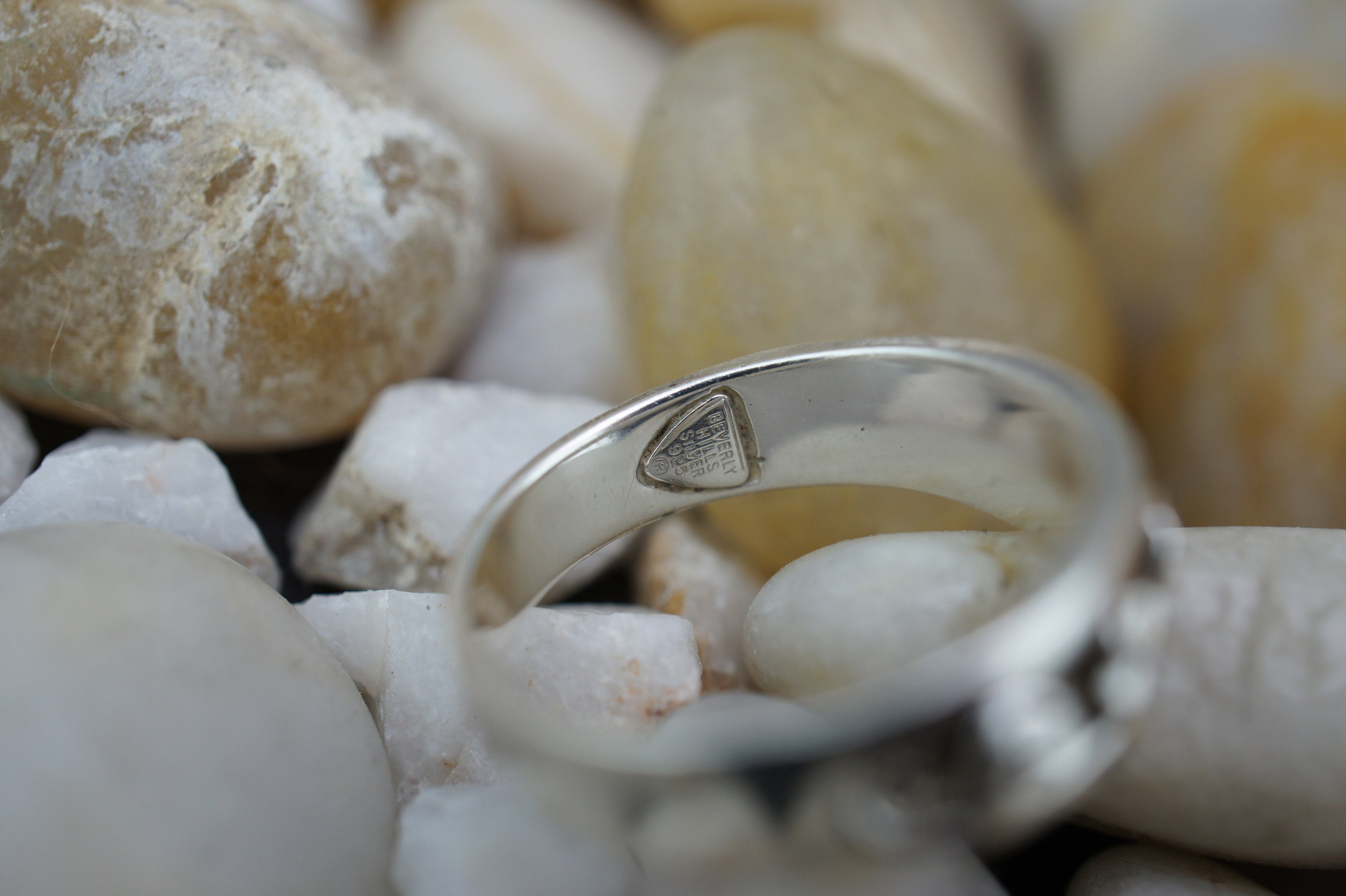 Beverly Hills Silver Vintage 925 Sterling Ring Size 9.5 Band Beverly Hills Silver Vintage 925 Sterling Ring Size 9.5 Band
