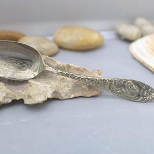 Vintage Sterling Silver 925 Antique Spoon - Souvenir of Islands - Teaspoon Size Serving, Flatware, Tableware X180