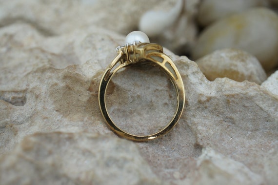 Vintage Solid 10k Yellow Solid Gold Ring Diamond … - image 4