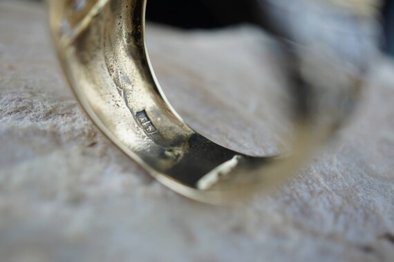 Vintage  Solid 18k Solid Yellow Gold Ring  shiny … - image 4