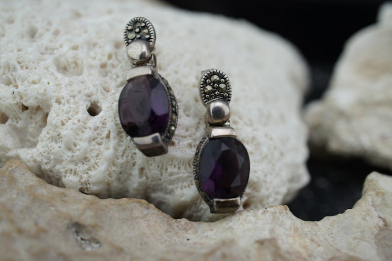 Sterling Silver 925 Jewelry Vintage Pierced Stud drop Hanging Earrings Purple Violet Faceted Stone Faux Diamond Circa st847