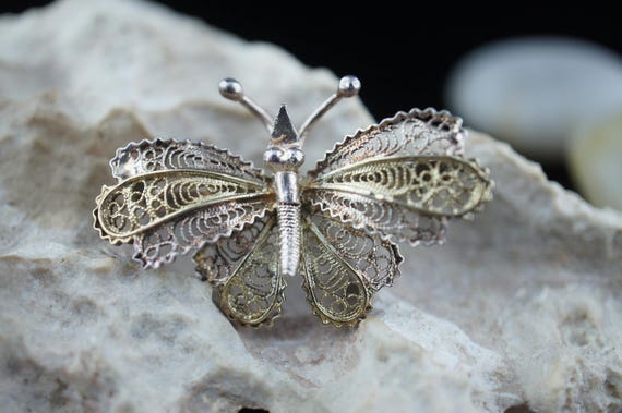 Ancienne Broche Papillon En Argent Filigrane – Vintage, Quelques Usures – Bijou De Collection