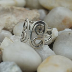 925 Sterling Silver Ring Size 6 Band carved design wings butterfly Art Deco Jewelry Vintage minimalist Cocktail 4SO