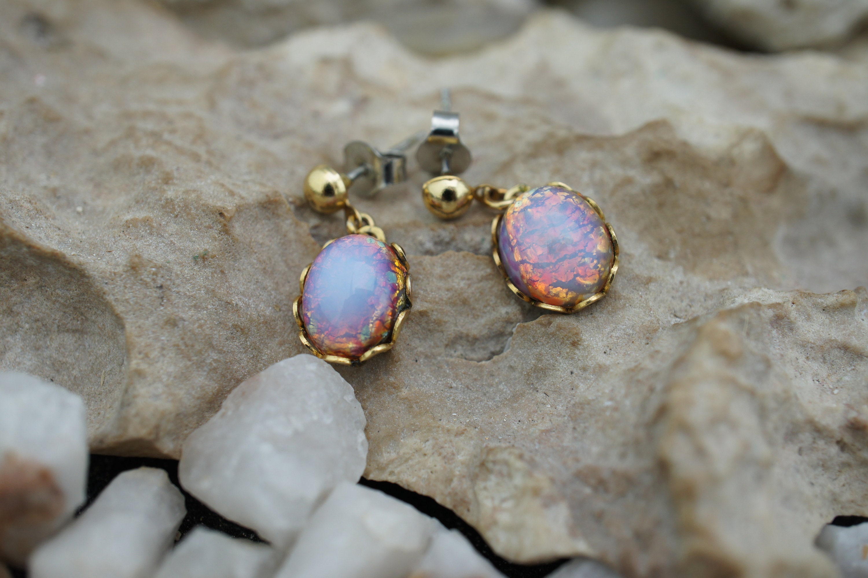 Boucles D'oreilles Vintage Plaqué Or - Fleur Multicolore, Style Art Déco, Occasion