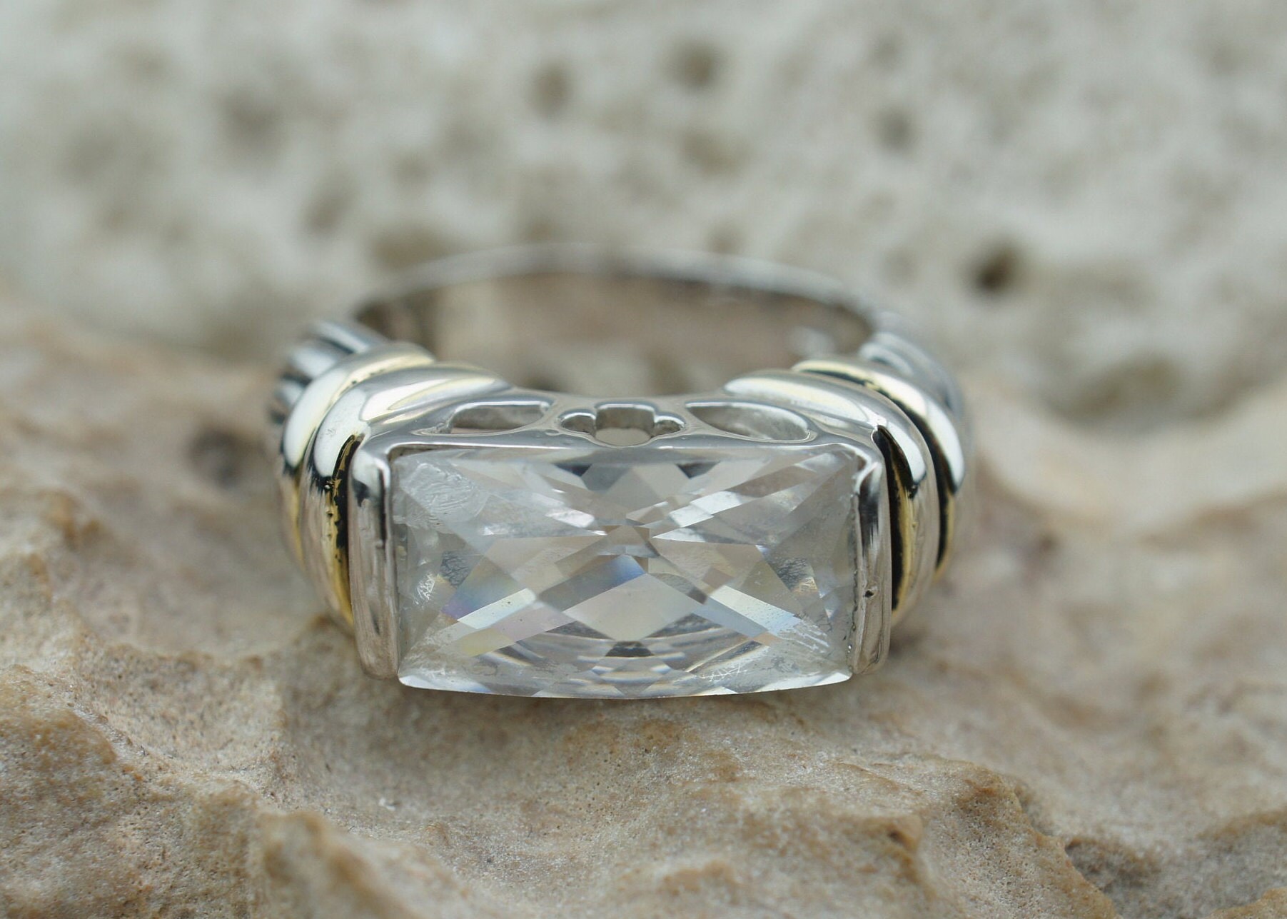 Internally Threaded Aurora Borealis Iridescent Cubic