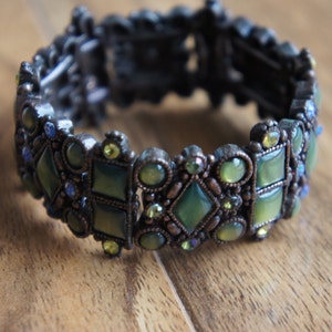 Vintage Silver Green Stone Bracelet with Blue Yellow Green CZ Cubik Zirconia O-0036