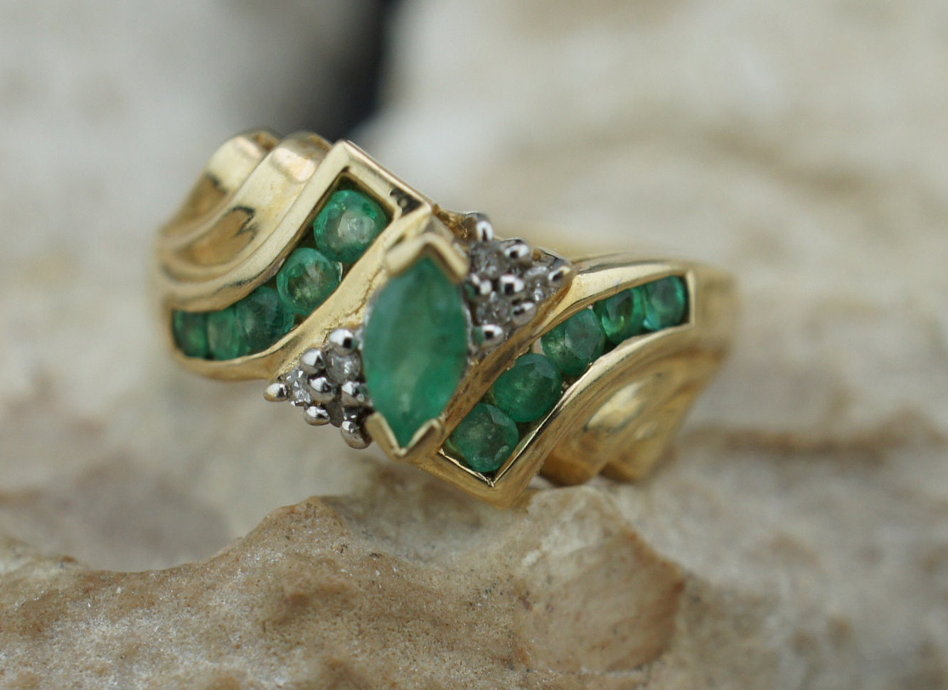 Vintage Solid 10k Solid Gold THL Ring Gemstone Light Clear - Etsy