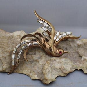 Trifari bird brooch - Etsy 日本